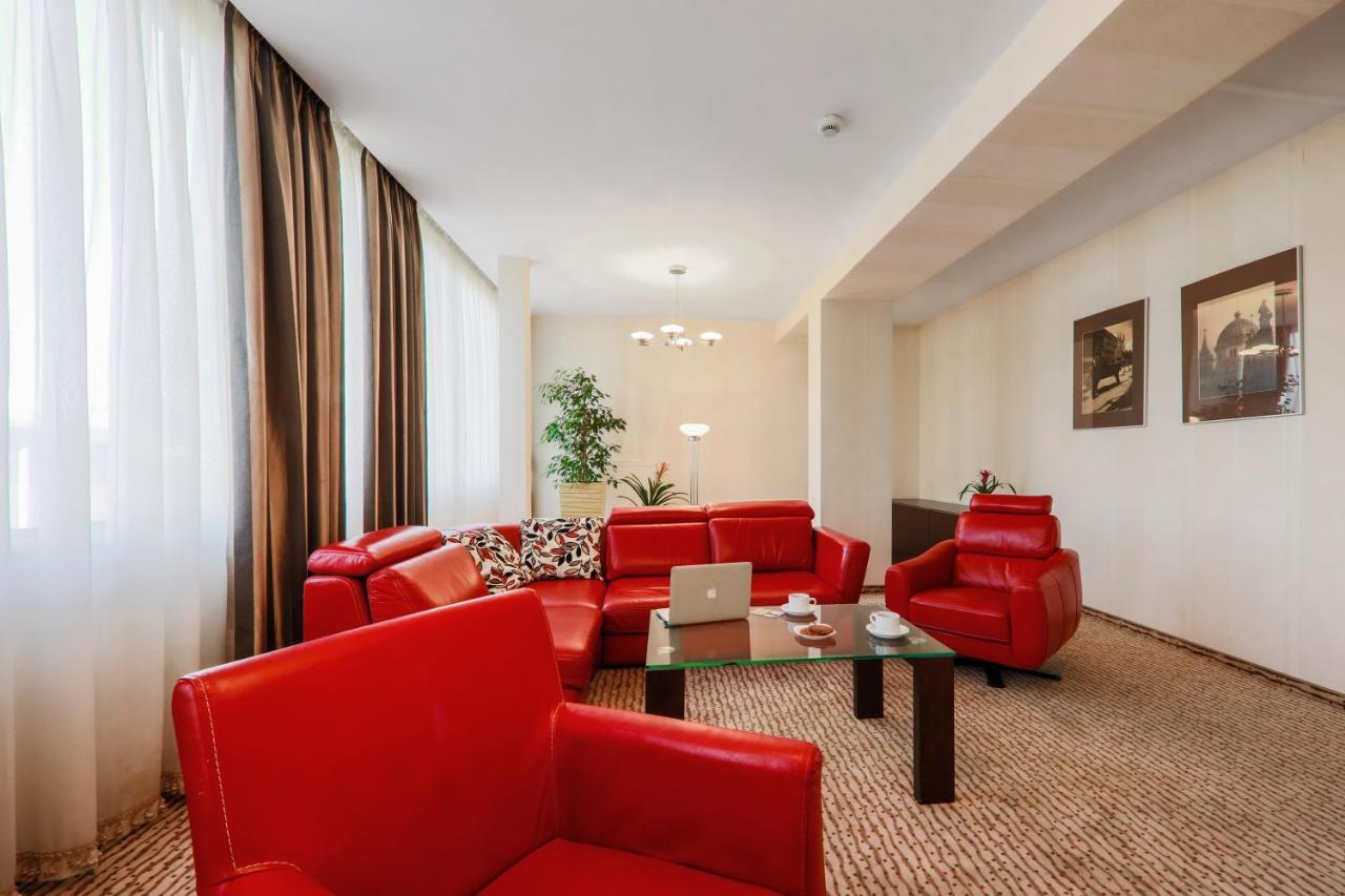Hotel Borowiecki Lodz  Exterior photo