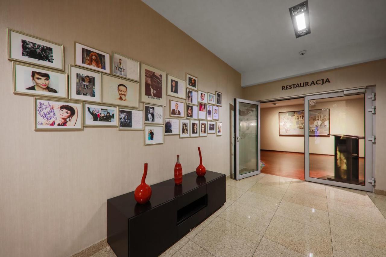 Hotel Borowiecki Lodz  Exterior photo